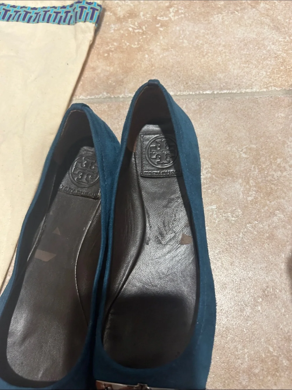 Snake toe blue suede Tory Burch flats